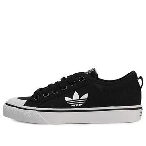 New ⭐️Adidas women’s Nizza sneakers